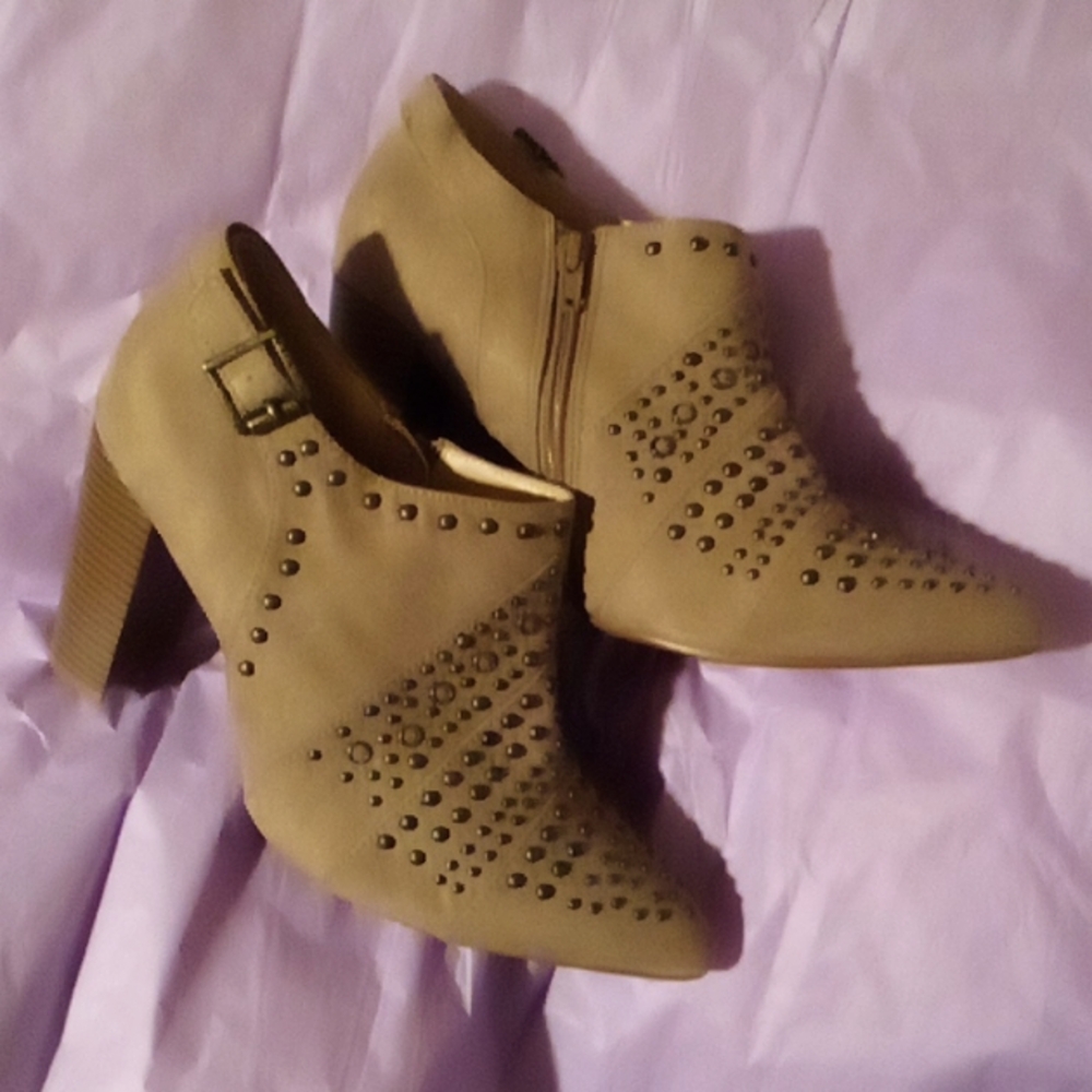 Kaari Blue Studded Heeled Boots Size 9